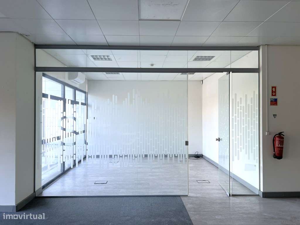 Escritório para arrendamento em Miraflores com 438 m2 - Grande imagem: 5/15