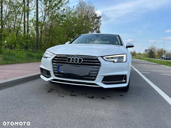 Audi A4 45 TFSI S tronic - 2