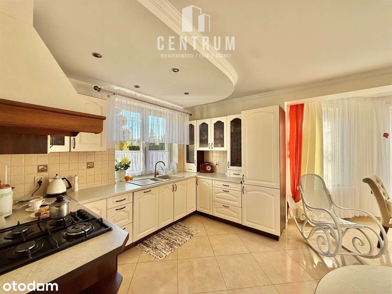 Dom całoroczny na dużej działce 20 arów Białka-7