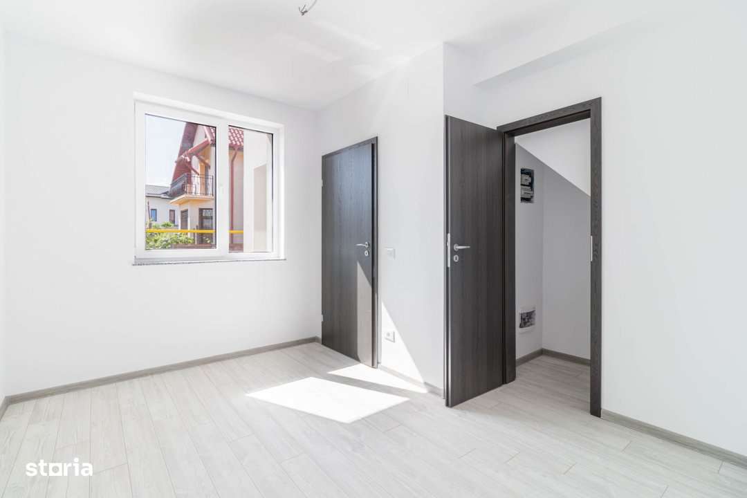 Case de vanzare Ciorogarla - Imagine principală: 3/17