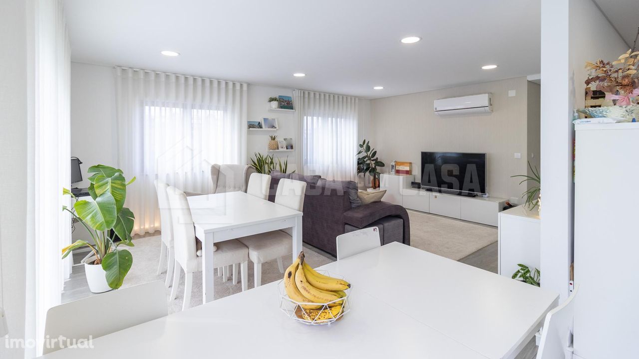 Apartamento T2 na Colina Verde