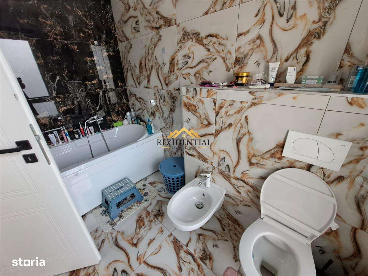 CASA CU ETAJ - BOTOSANI - Imagine principală: 5/7