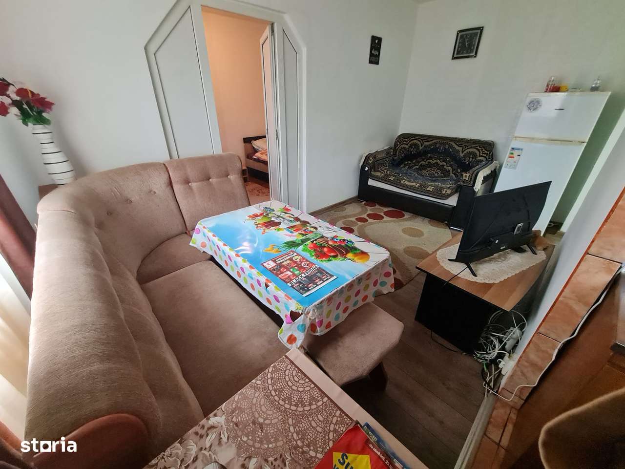 Apartament cu 2 camere intim, cochet, in Podu Ros, comision redus!! - Imagine principală: 4/13