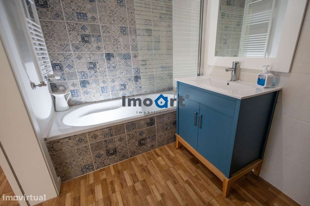 T2 RENOVADO COM VARANDA EXCECIONAL NA PRELADA !-32