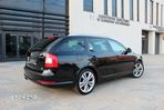 Skoda Octavia Combi 2.0 TDI CR DPF RS - 22