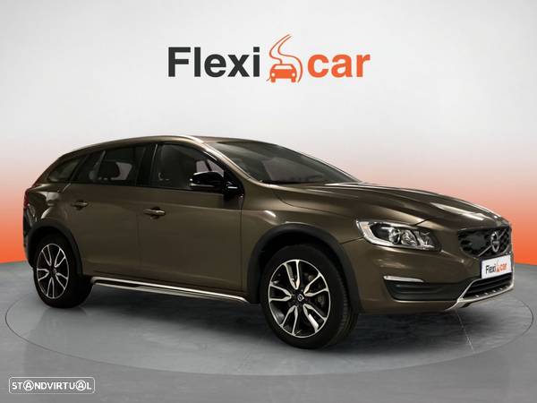 Volvo V60 Cross Country 2.0 D3 Summum Geartronic - 1