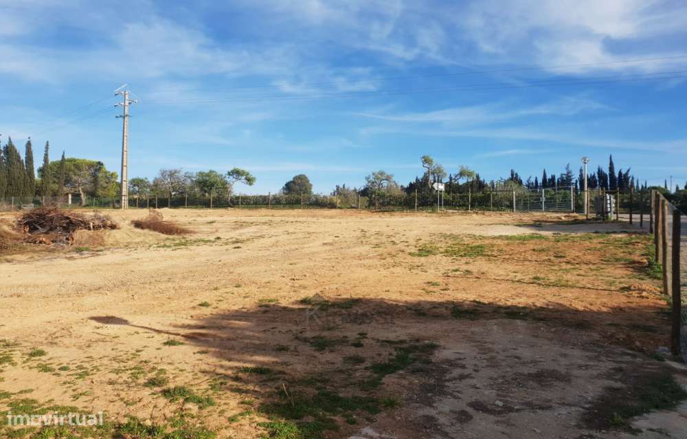 Lote de Terreno para Construção Espaço Comercial - Ferrel, Lagos - Grande imagem: 2/8