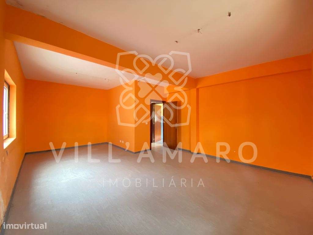 Moradia unifamiliar, centro Venda do Pinheiro, 2 pisos, jardim e lo...-4