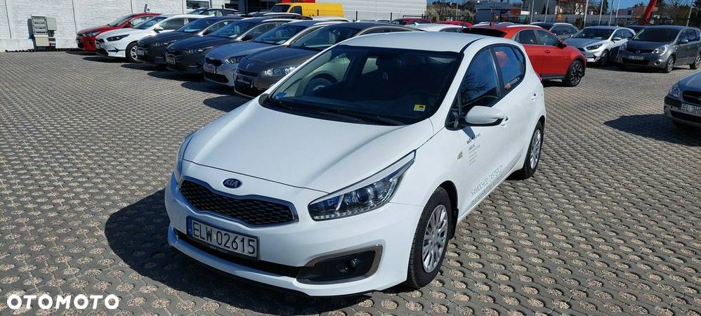 Kia Ceed Cee'd 1.4 CRDi M - 1