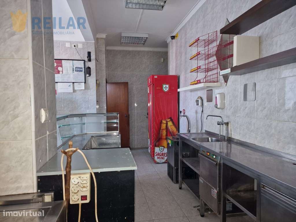 Vialonga - Loja 67 m2-12