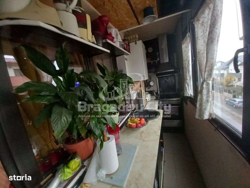 Garsoniera et 2/3 zona Independentei / Gliei-4