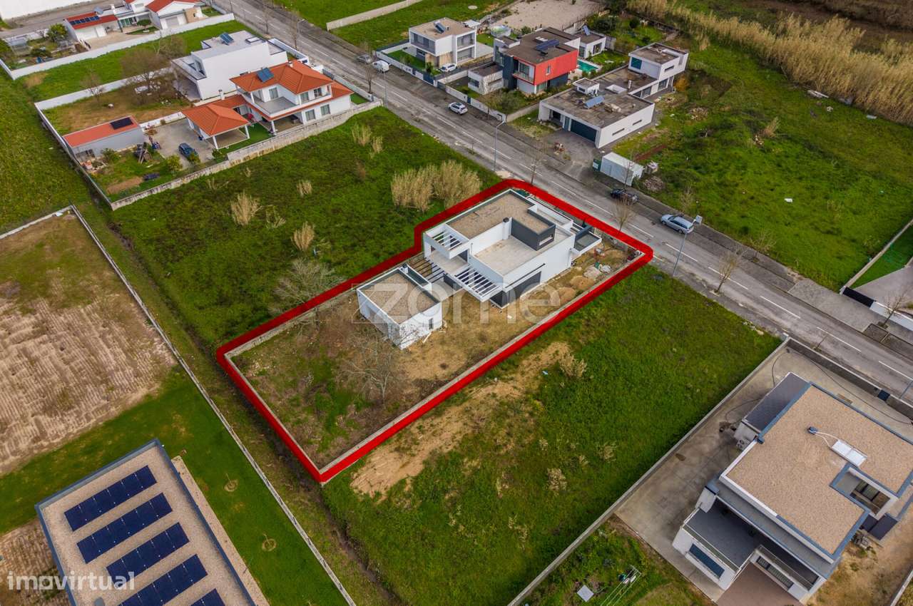 Moradia T3 - Leiria-23