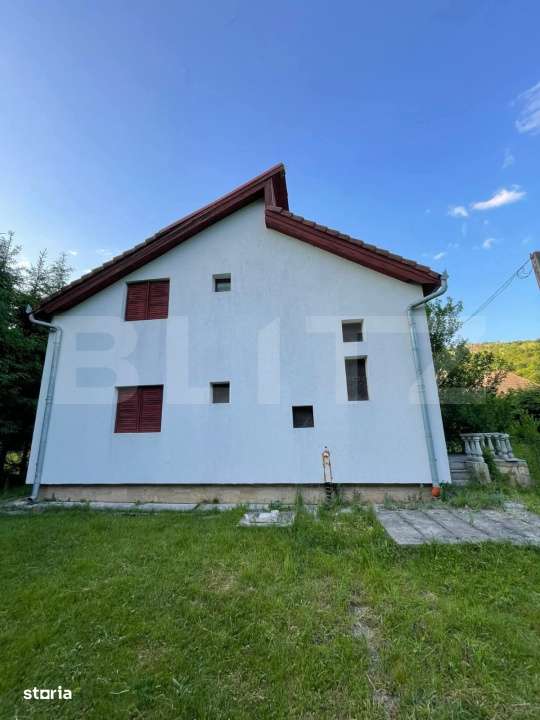 Casa deosebita in comuna Vidra, jud. Alba - Imagine principală: 2/14