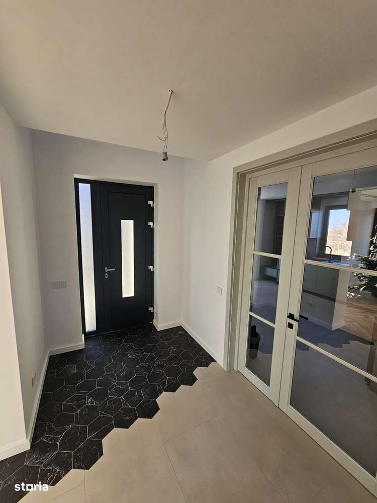 Vila Bucium-Visan, cartier privat, 700 mp teren, 4 camere 3 bai - Imagine principală: 2/12