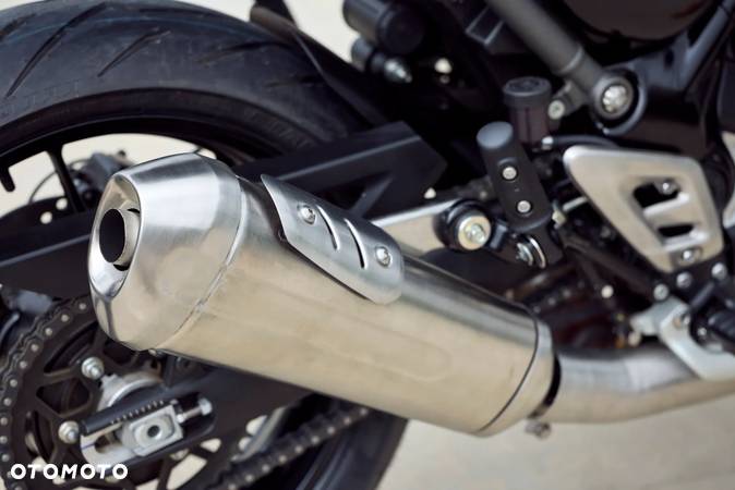 Triumph Speed Triple - 9