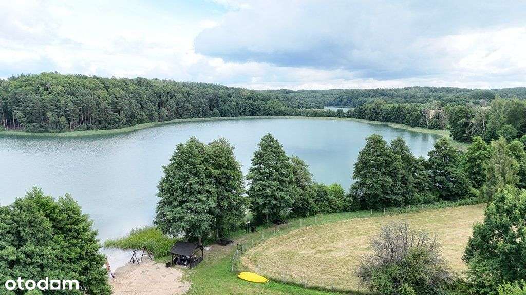 Działka z bezpośrednim zejściem do jeziora Komorze-12