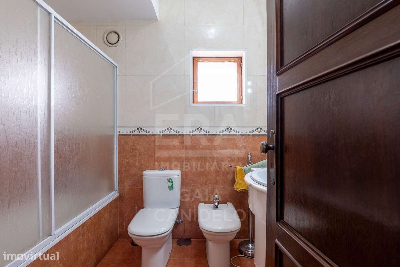 T4 na Rua 5 de Outubro-7