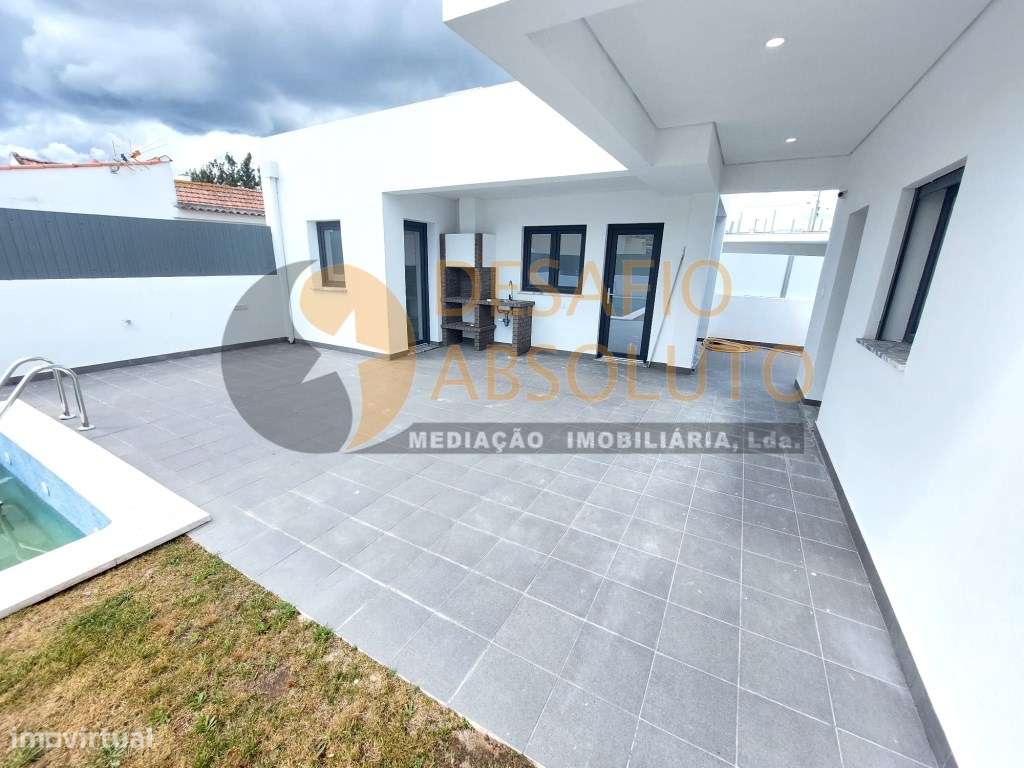NOVA Moradia Isolada T5 c/ Piscina e Garagem - Azeitão-33