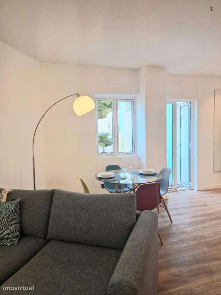 Apartamento com 1 quartos - localizado em Estrela Lisbon - Grande imagem: 5/9
