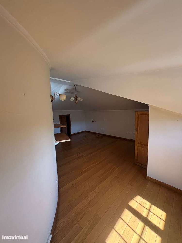 Imóvel de banco : apresente-nos a sua e-40