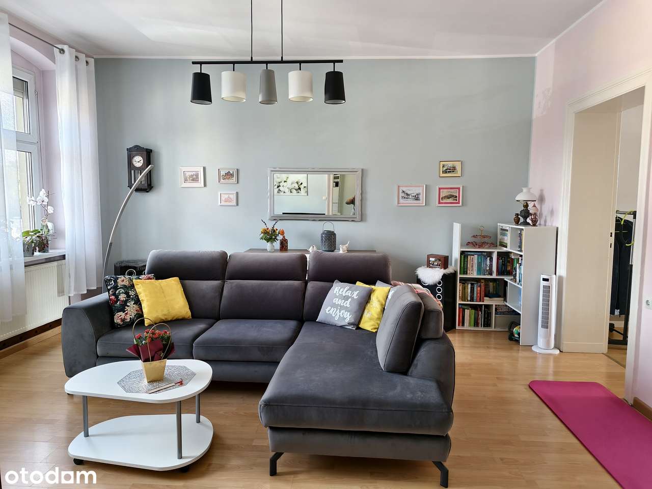 OKAZJA. Atrakcyjne mieszkanie 3 pokojowe w centrum Leszna na sprzedaż.-0