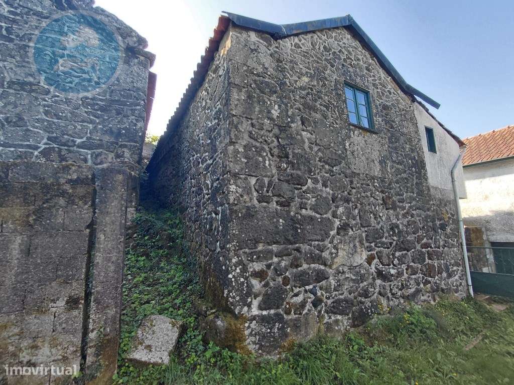 Casa Rústica em Pedra com Terreno para Restauro - Cambeses, Cabecei...-7