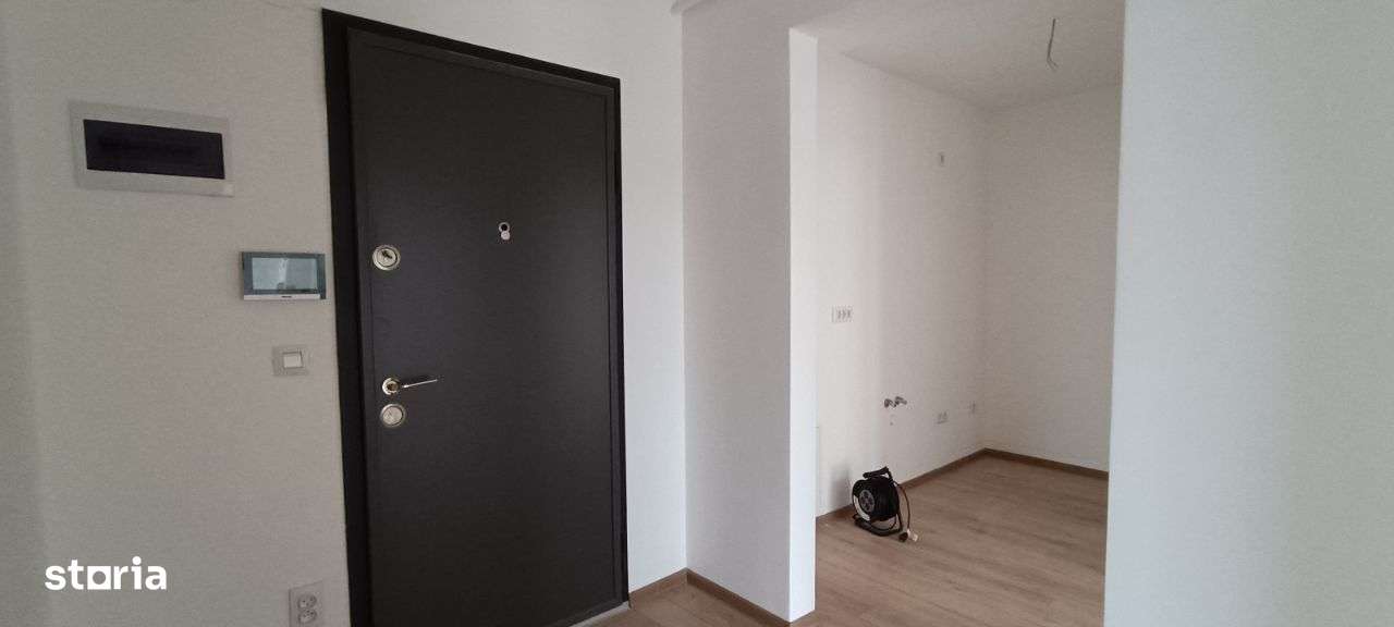 Spatiu comercial Maurer 58 mp + doua terase + parcare - Imagine principală: 5/8