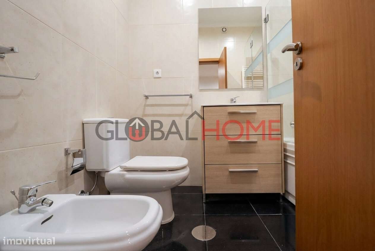 Duplex T2+1 com vista mar em Canidelo-30