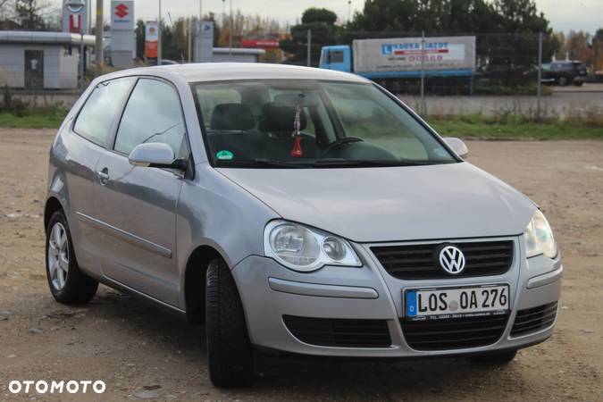 Volkswagen Polo - 4