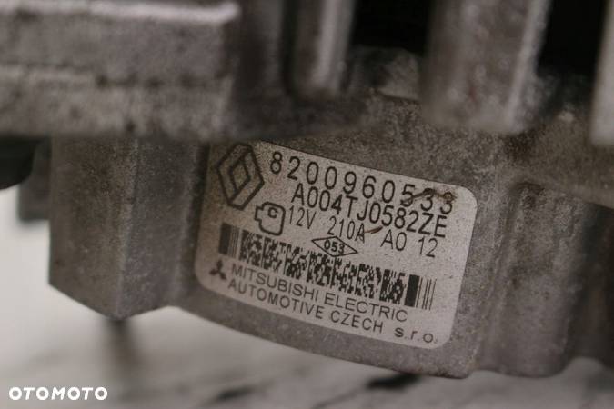 Alternator Renault Laguna III 8200960533 1.5 DCI - 11