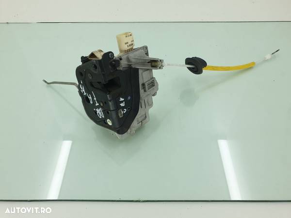 Broasca usa dreapta fata Audi A3 8P BKD 2003-2009  4F1837016 - 1