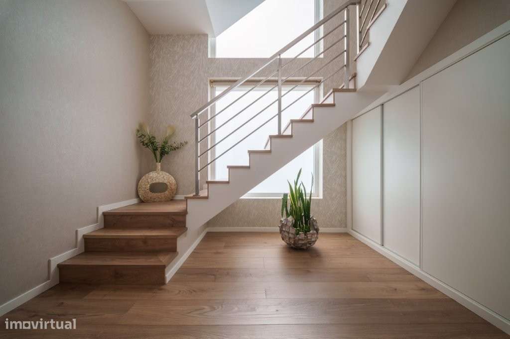 Moradia T4 / Ramada / Moderna é Exclusiva Construção-17