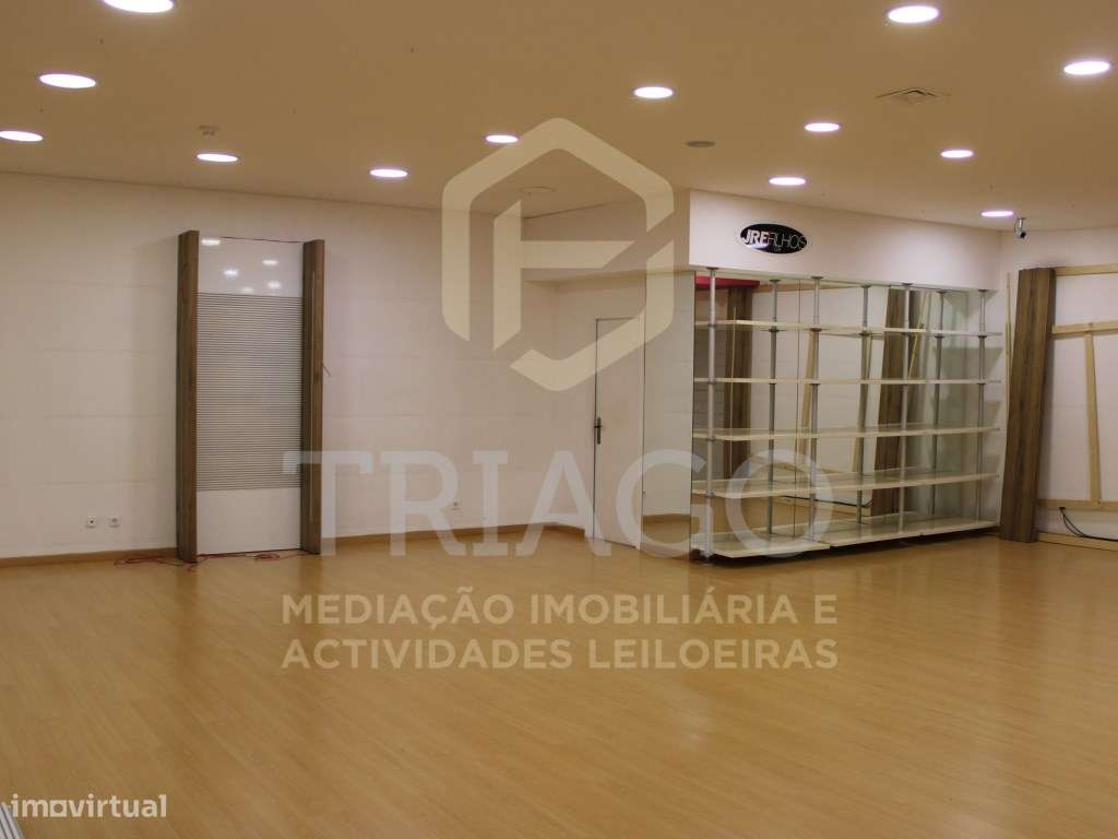 Loja com 95 m2 no Hiper Grossista - Grande imagem: 4/19