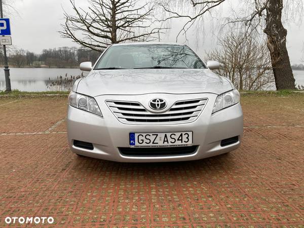 Toyota Camry 3.5 V6 SE - 2