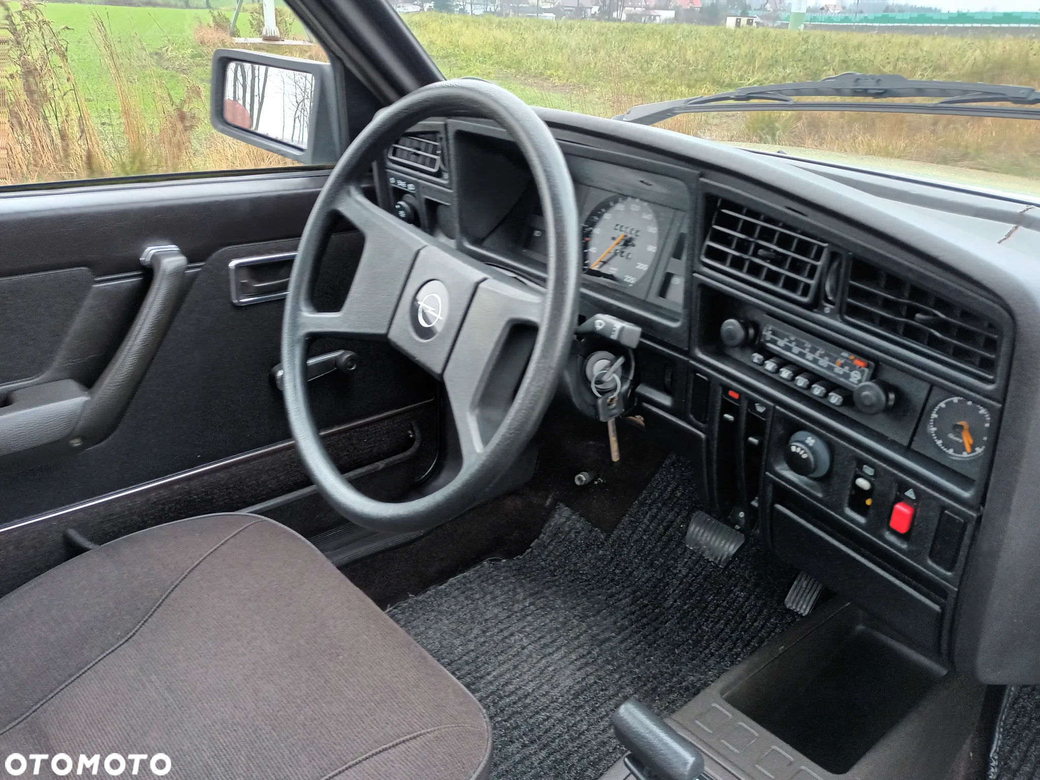 Opel Ascona - 14