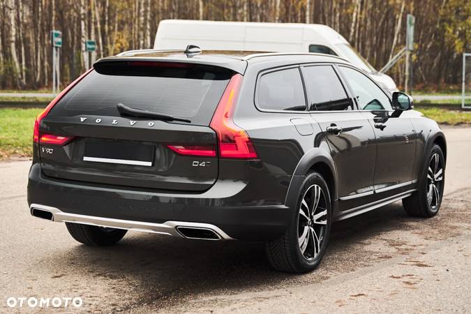 Volvo V90 Cross Country D4 AWD Geartronic Pro - 9