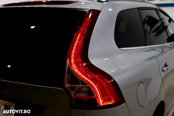 Volvo XC 60 - 8