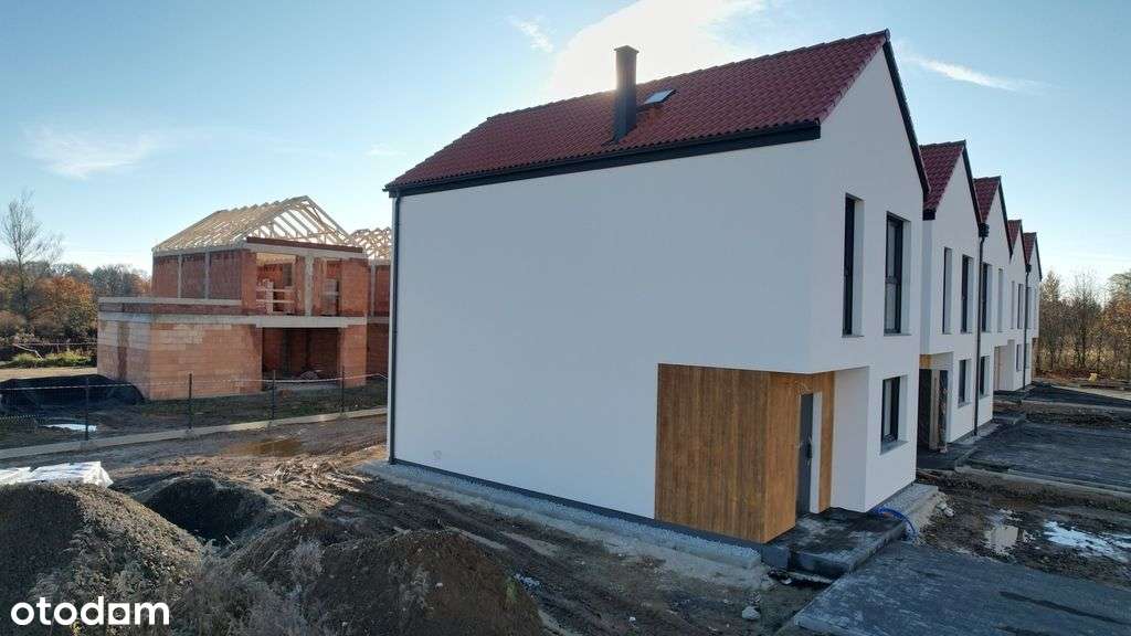 Wolnostojący Dom Z Garażem w cenie mieszkania !!-3