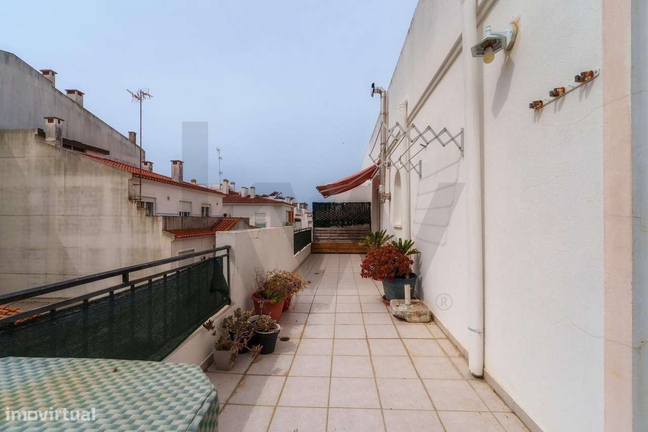 Monte Gordo: Duplex com Terraço Espetacular – Ideal para Férias ou Ren-17