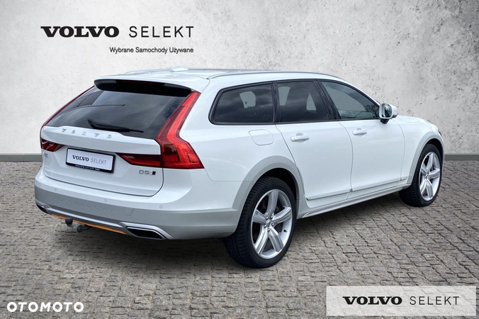 Volvo V90 Cross Country - 6