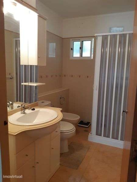 Apartamento T4  para arrendar - Mira Sintra Agualva Cacém - Grande imagem: 5/11