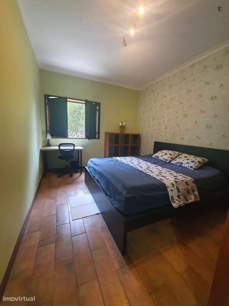 Quarto - localizado em Gulpilhares Porto - Grande imagem: 3/17