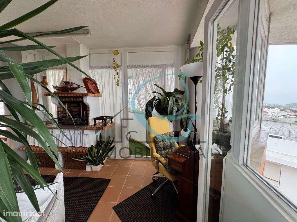 T3 de Luxo com Piso Privativo, Varandas Panorâmicas, Garagem Dupla ...-37