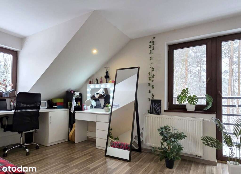 Przestronny dom we Włodzimierzowie, k. Sulejowa-7