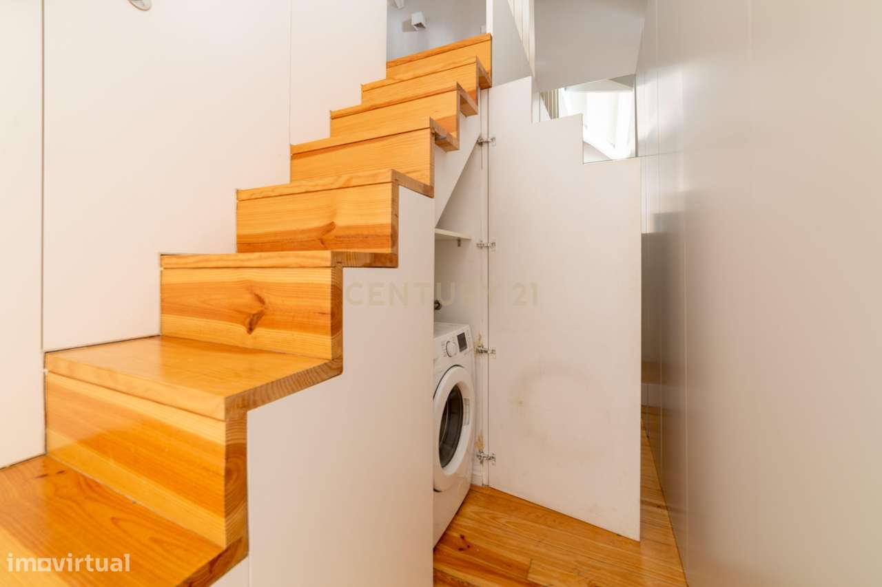 T0 mezanine com terraço, junto à Torre dos Clérigos-8