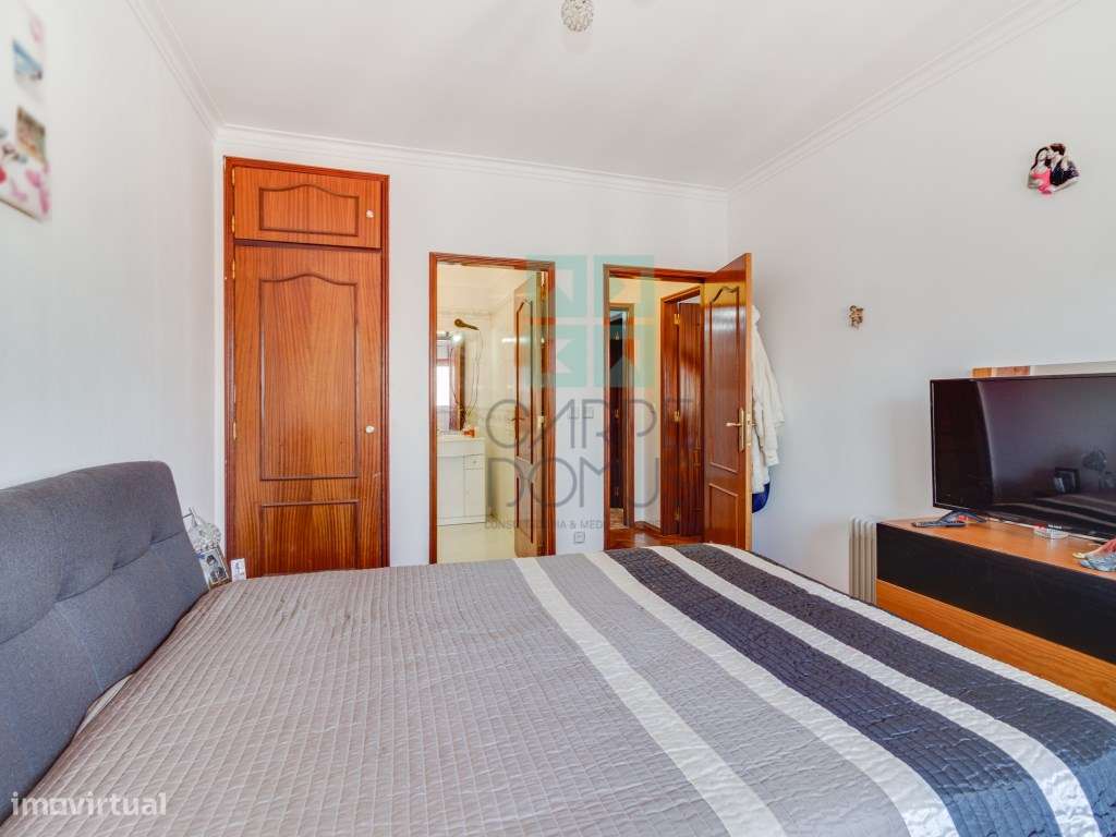 Apartamento T2 em Santa Iria da Azóia-10