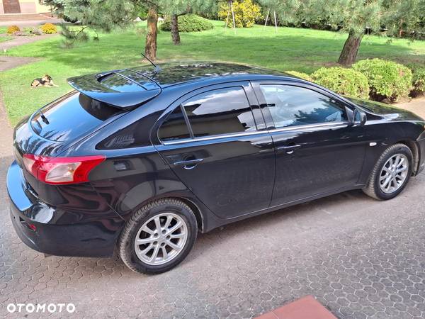 Mitsubishi Lancer Sportback 1.6 ClearTec - 6