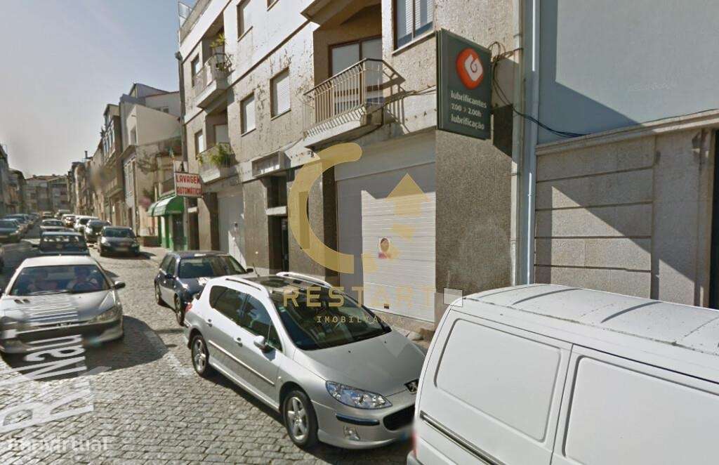 Estacionamento coberto e fechado - Grande imagem: 3/25