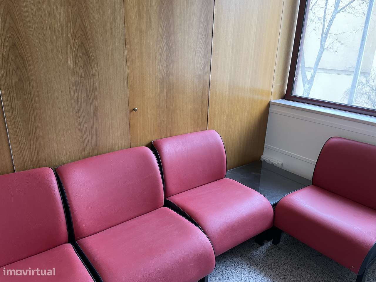 Excelente T1 em Coimbra com 50 m² mobilado, ar condicionado - Grande imagem: 3/4