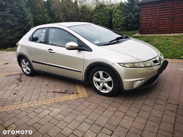 Honda Civic 1.8 Comfort - 4